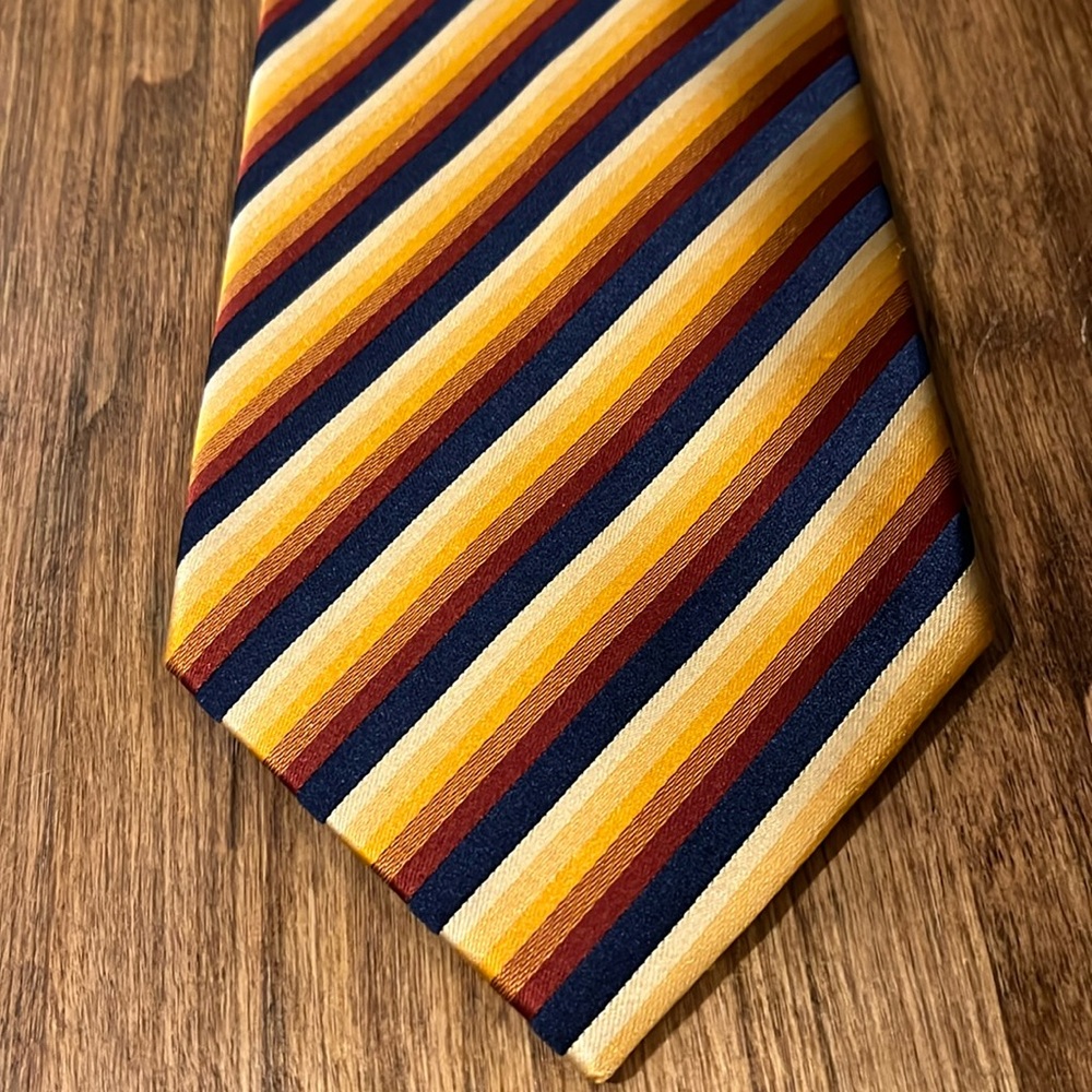 Bugatchi Mens Blue Orange stripe Tie 100% silk made in Italy